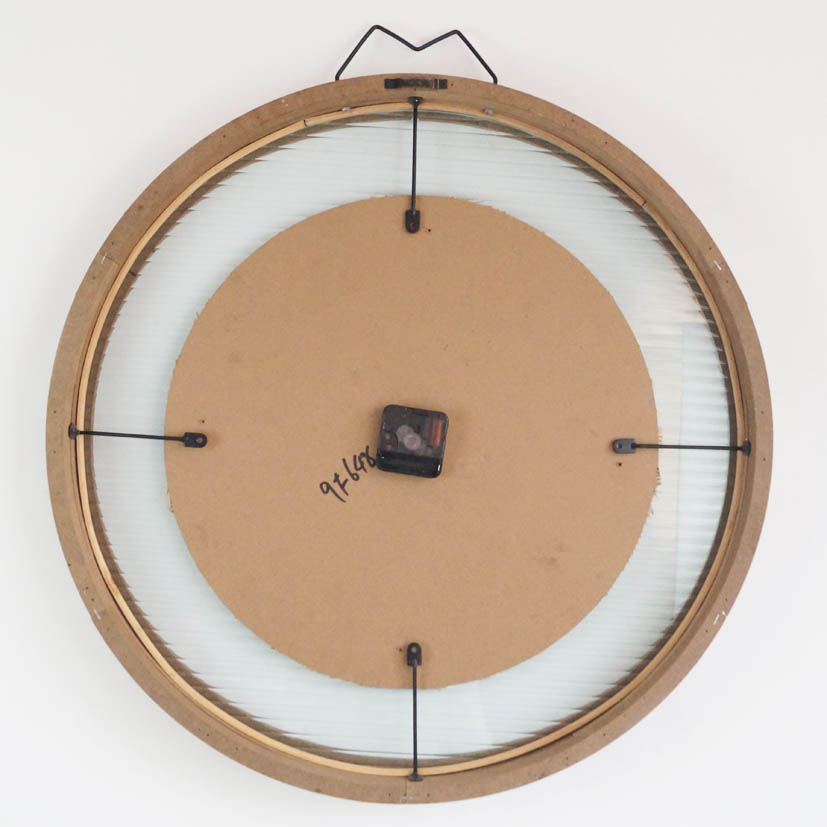 Fashionable Indoor Wall Clock